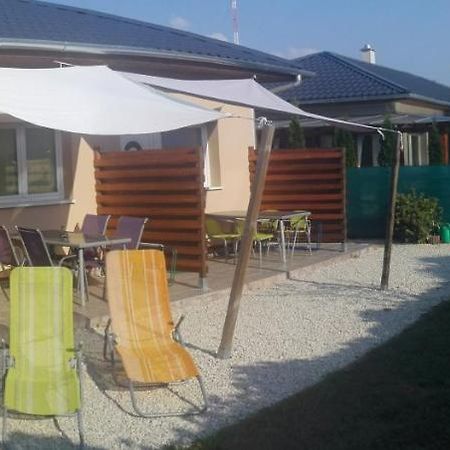 Appartement Sunshine Apartman à Siófok Extérieur photo
