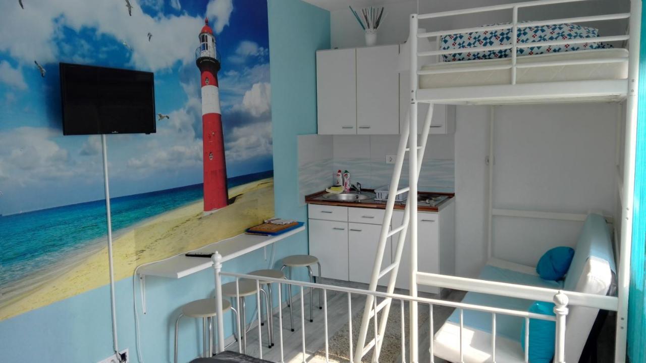 Appartement Sunshine Apartman à Siófok Extérieur photo