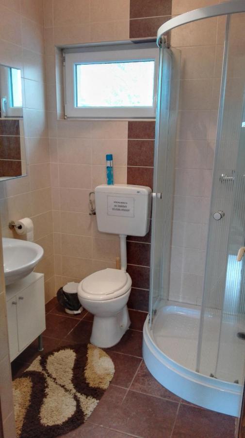 Appartement Sunshine Apartman à Siófok Extérieur photo